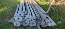 Stâlpi Fier și Aluminiu cu talpă