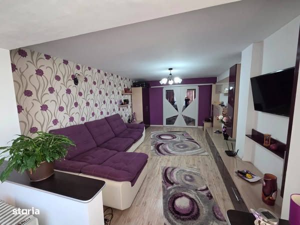 Apartament cu garaj la cheie