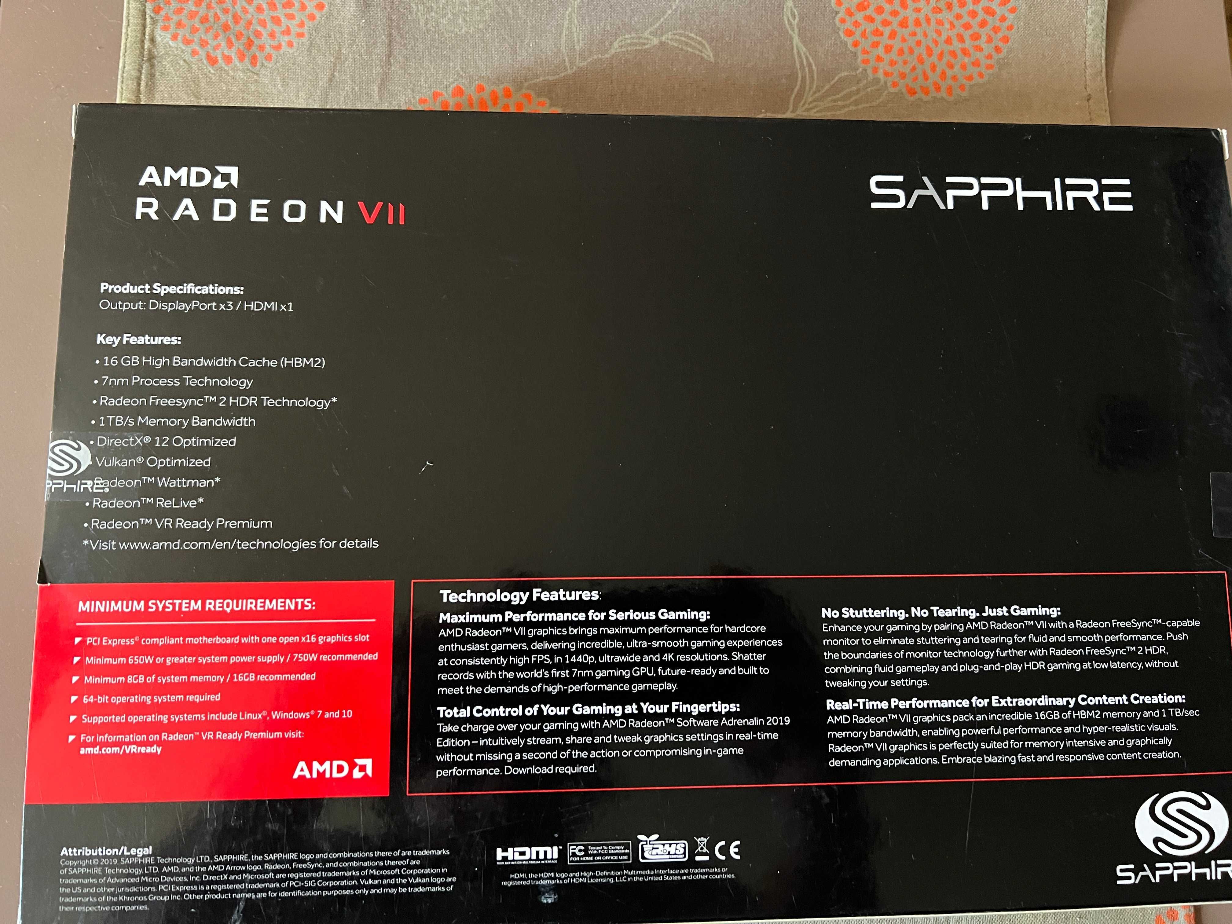 Продавам видеокарта Sapphire AMD RADEON VII 16 GB HBM2