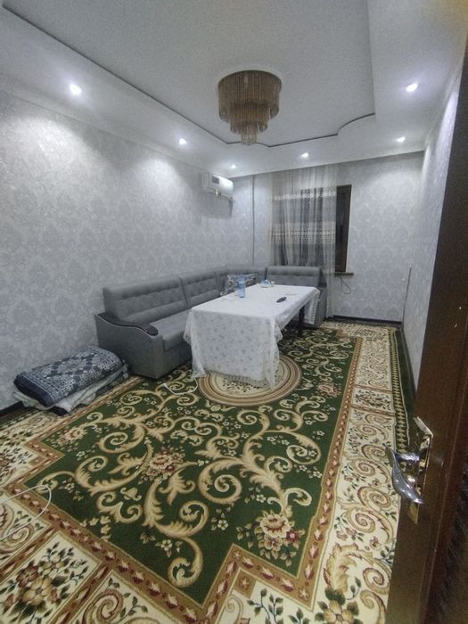 Здаецая 2 комнатная квартира массив куйлюк 4