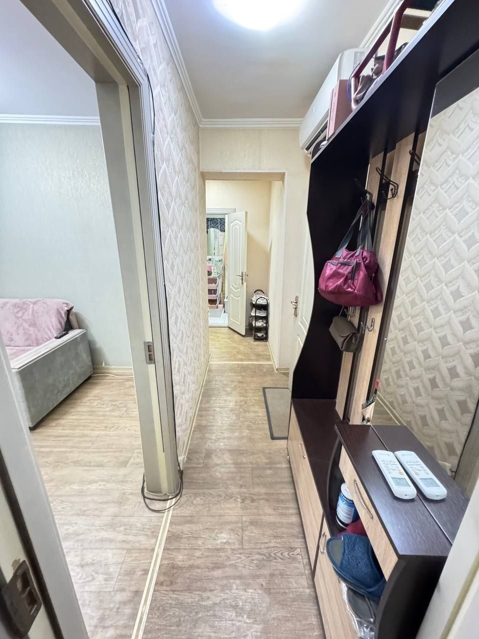 #БАЛКОН 2×6, РАЗДЕЛКА, 2/1/4, Чиланзар 26 квартал, Продаётся Квартира.