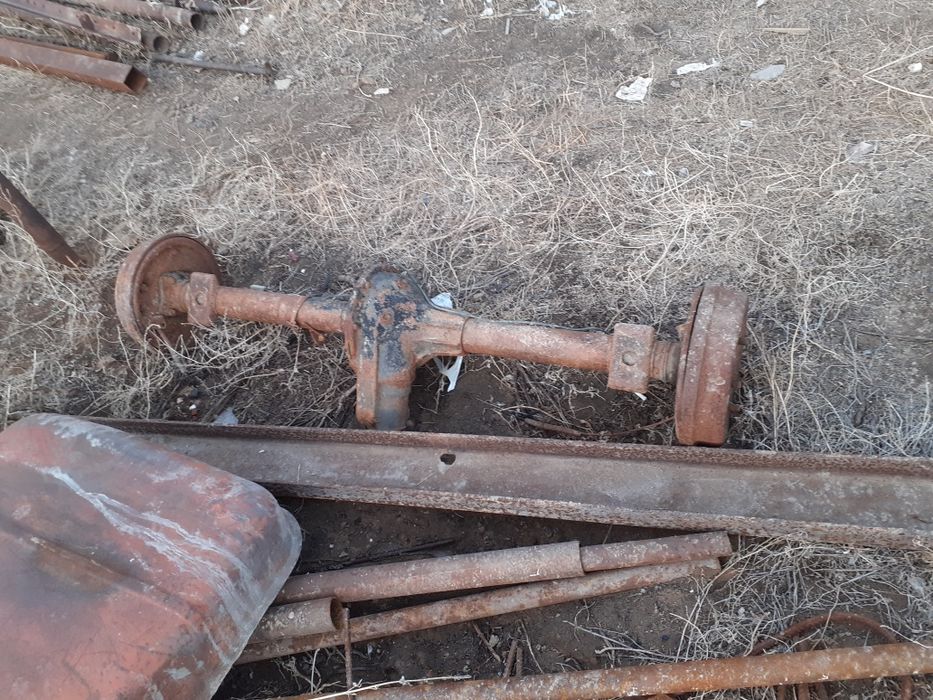 Продам задний мост на газ 24.