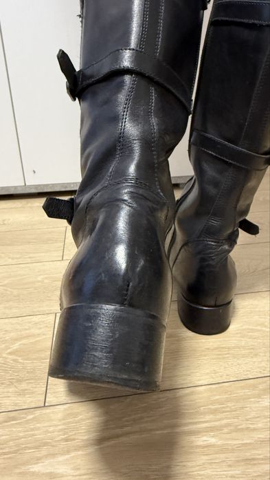 Cizme din piele, marime 39, inchidere cu fermoar, stare buna