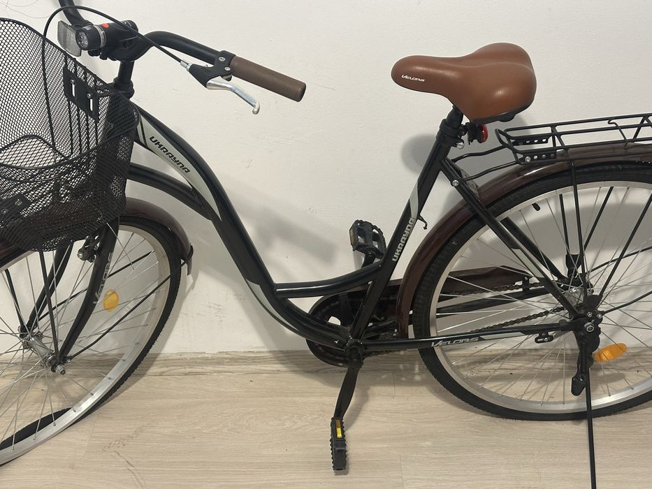 Vand biciclata ca noua