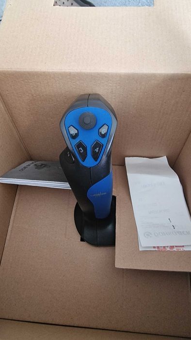 Жичен джойстик HAMA uRage Airborne 300