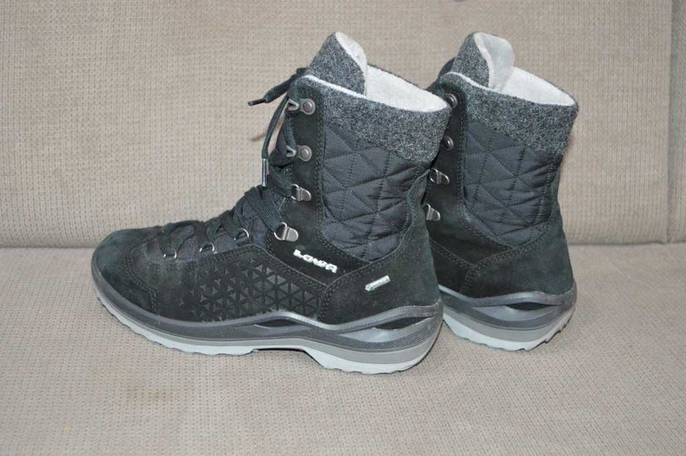 Ghete imblanite iarna Lowa Calceta II GTX marime 37.5 Gore-tex