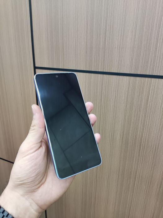 Redmi note 13 kok rangi