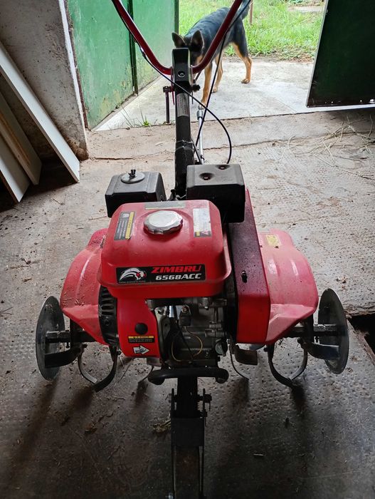 Vând motocultor in stare perfecta.