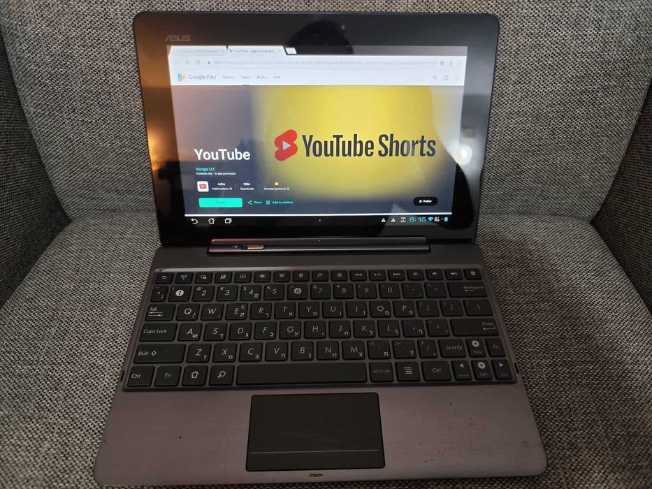 Asus Transformers TF201 2in1, tabletă și laptop, touchcreen.