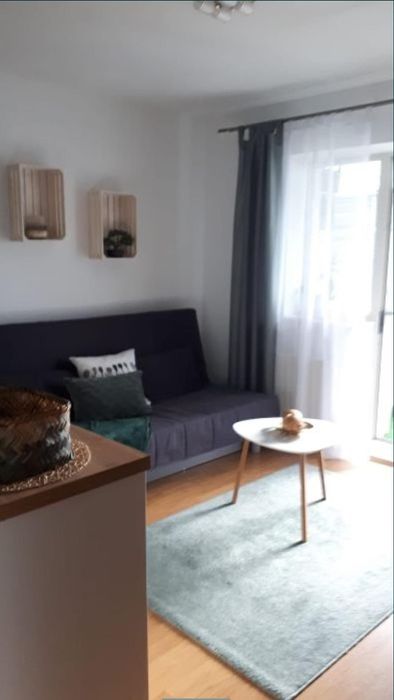 Vând apartament cu 4 camere in zona Nord