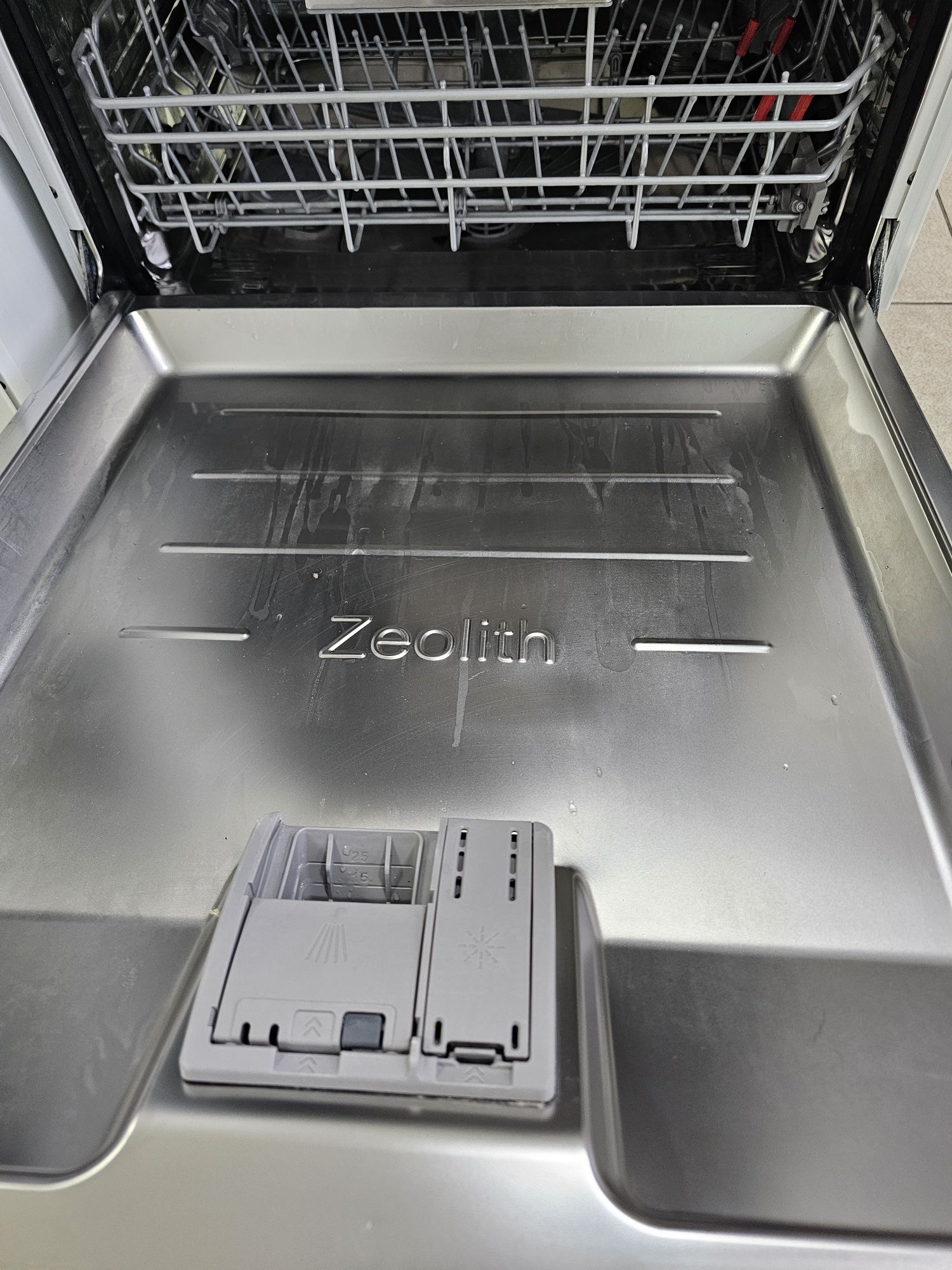 Съдомиялна Bosch SMU87TW06S Serie|8 PerfectDry-Zeolith®A+++HomeConnect