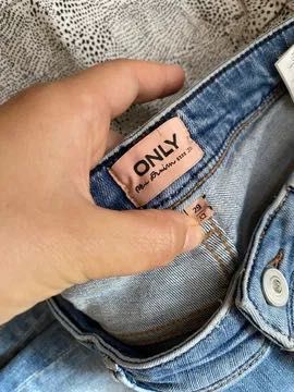 Guess, Only, Sixte, Philip Plein Оригинални панталони 4 на брой