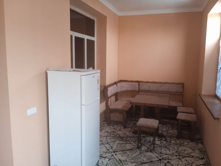1 xonali kvartira ijaraga beriladi