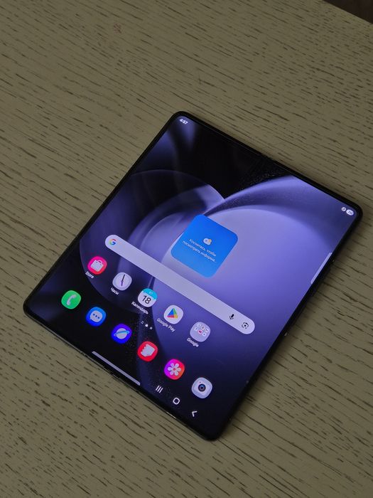 Продам Samsung Z Fold 5 12/512 gb black