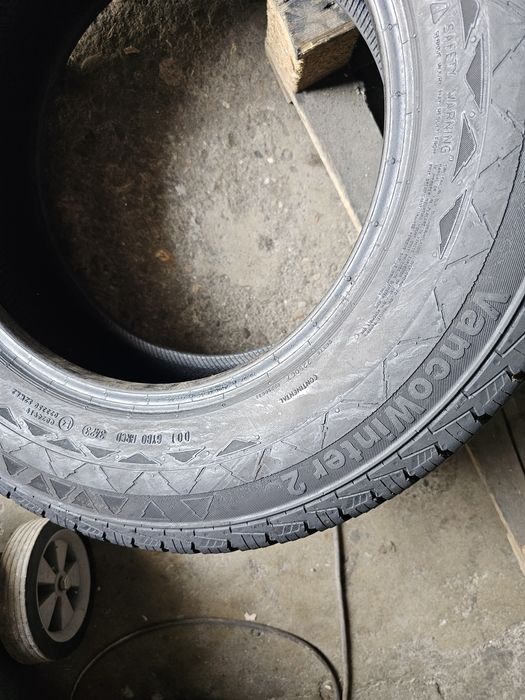 4 anvelope iarna 235 65 16C Continental  2023 7mm