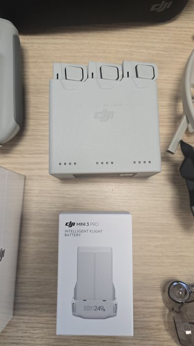 Sigilata Drona DJI Mini 3 PRO Fly More Combo