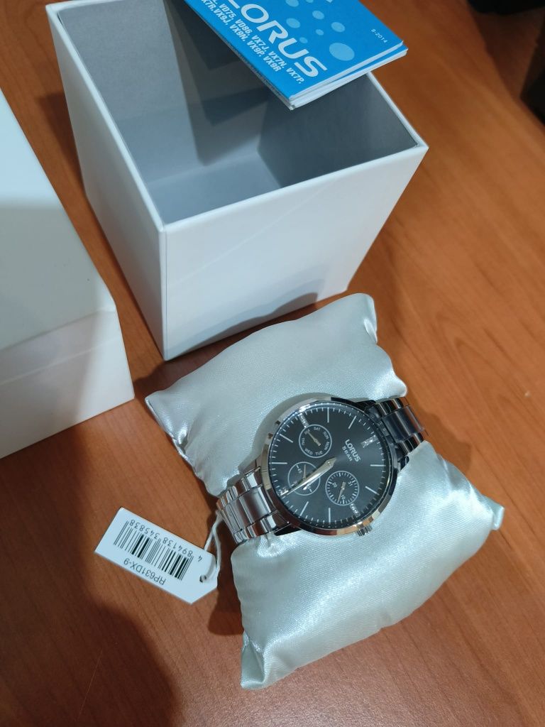 Ceasuri dama noi, marca Lorus, brand SEIKO.
