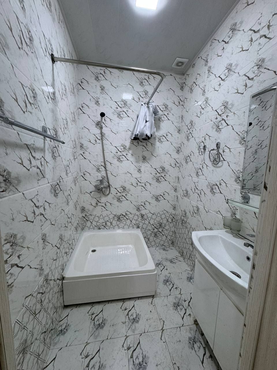Срочно! Продажа. 2/8/8. Азиа Хаус.