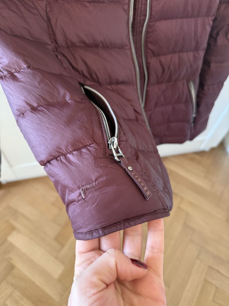 Яке от пух Esprit