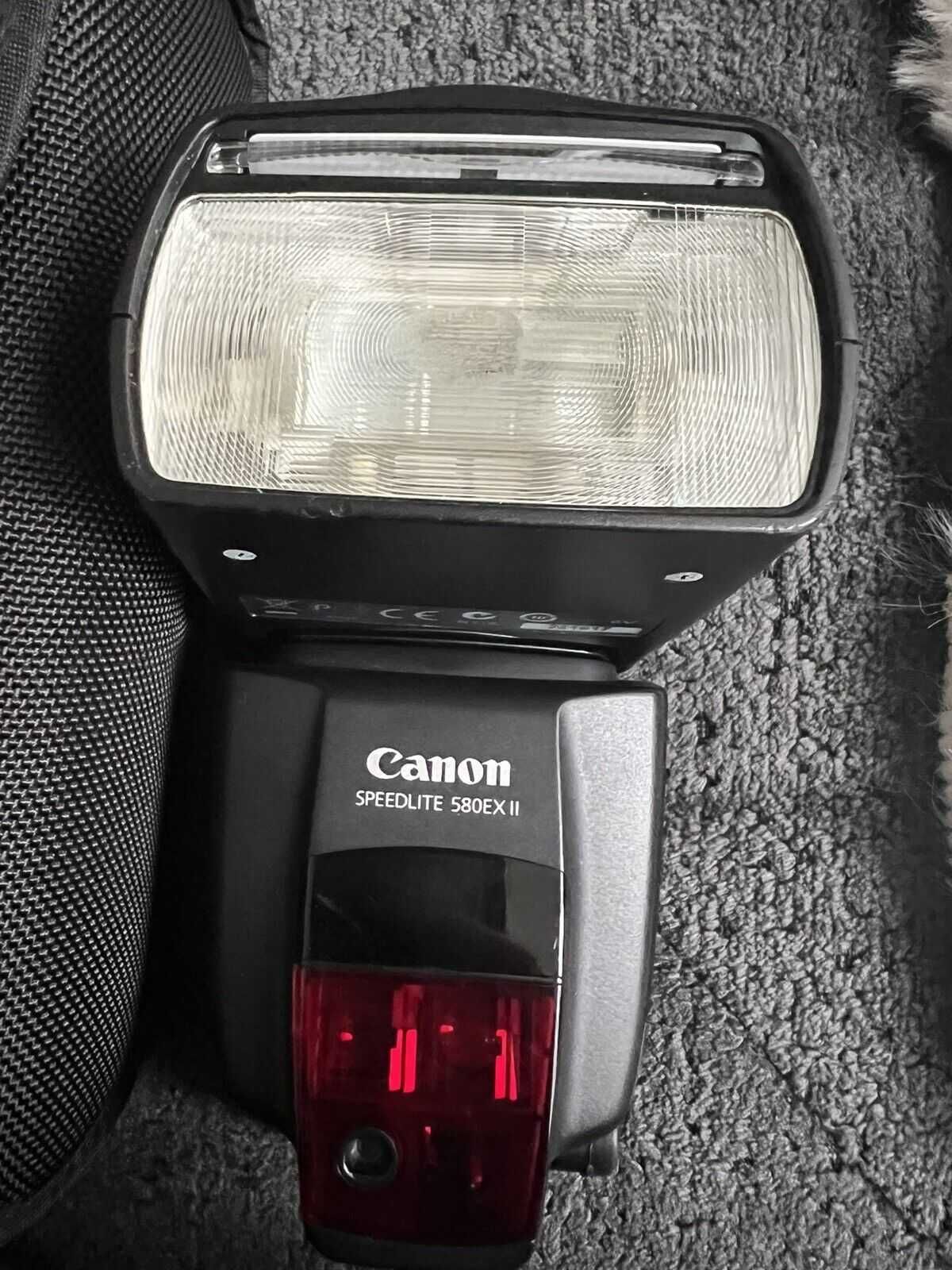 Светкавица Canon Speedlite 580 EX II