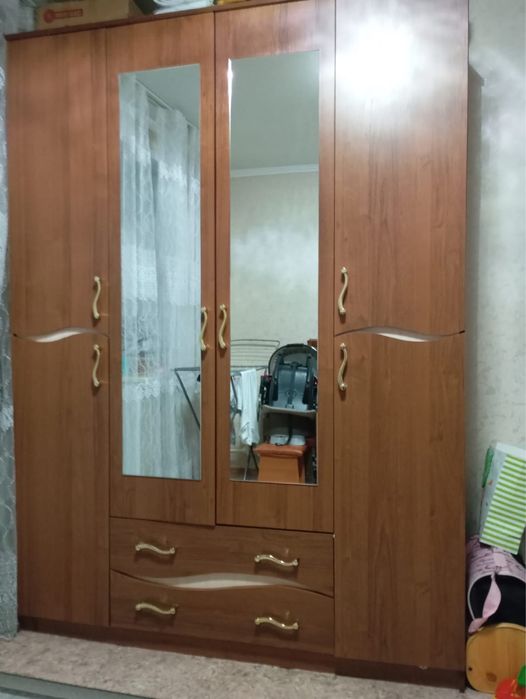 Продам мебель практически новая