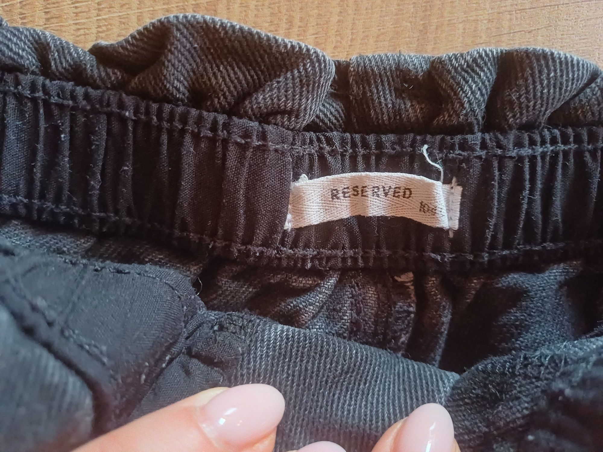 Детски дънки размер 104 см, Zara, Reserved и Levi's