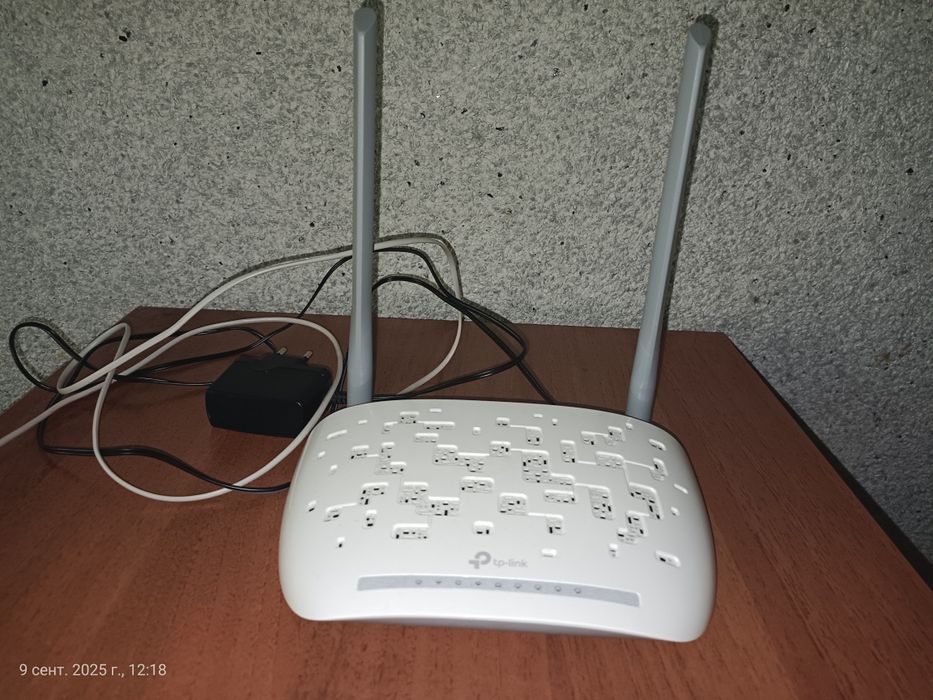 Продам wi-fi роутер , в хорошем состоянии, за 3000т.,брали за 15000