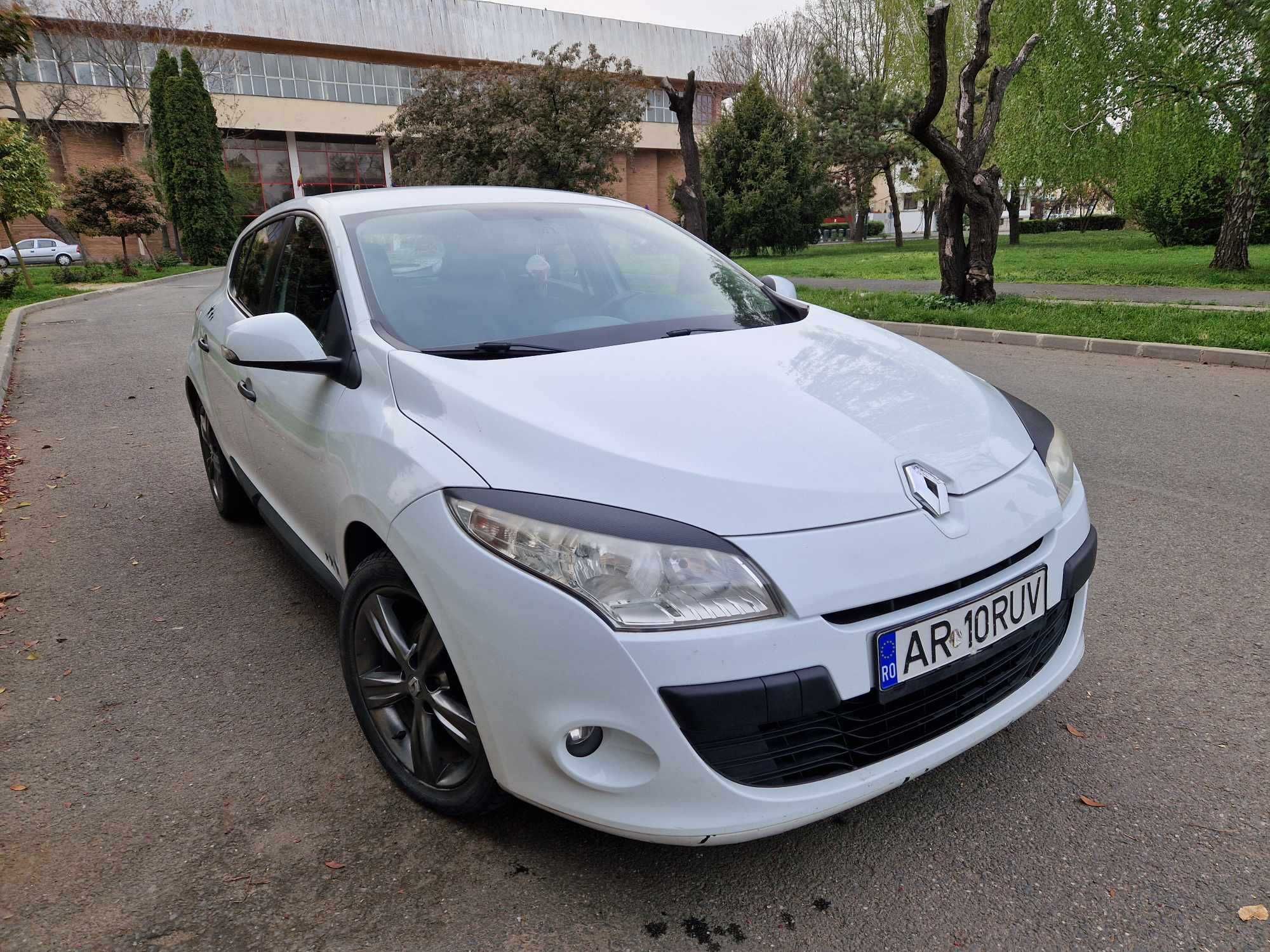 Renault Megane 3 , proprietar de 14 ani