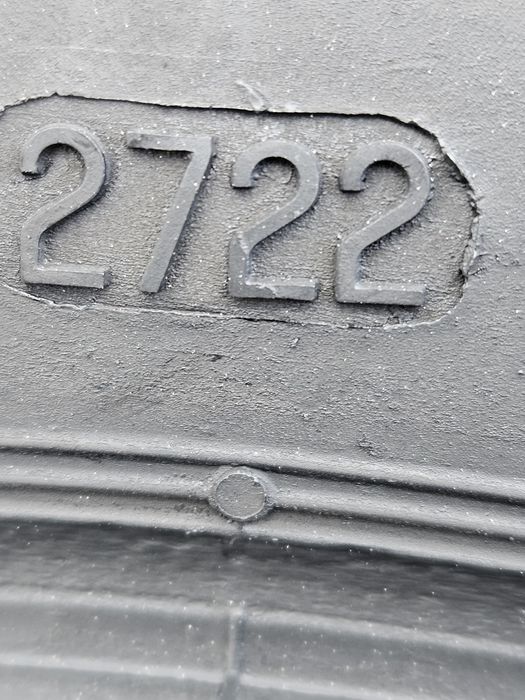 Vând anvelope iarna 205/55/16 205/55r16