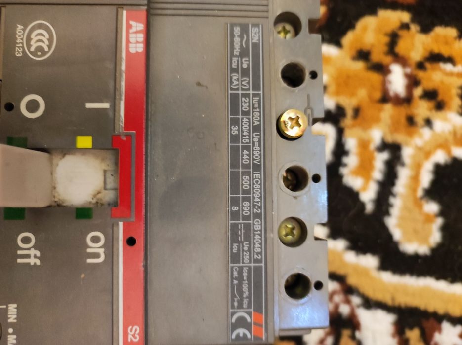 ABB автомат выключатель 160А 4полюсный