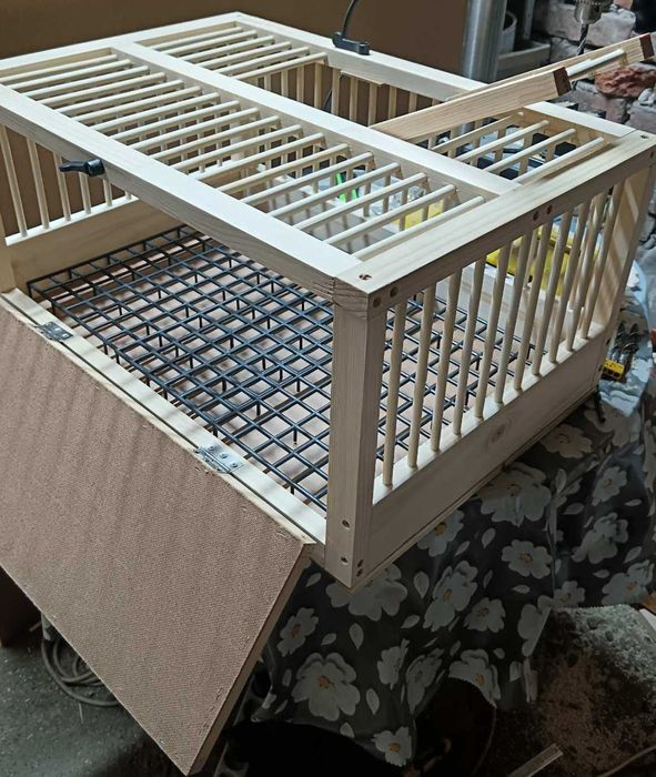 Преноска за гълъби, птици