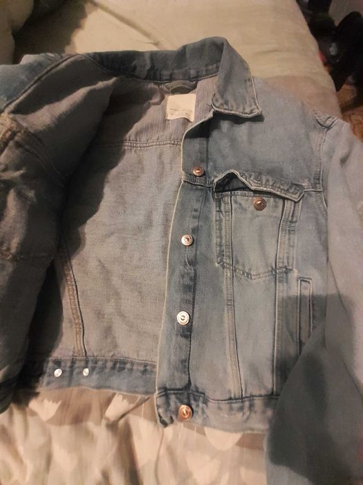 Geaca de blugi damă Zara si 2 sutiene  mărime XS-S