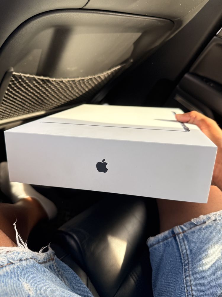 Macbook air M4  nou nout