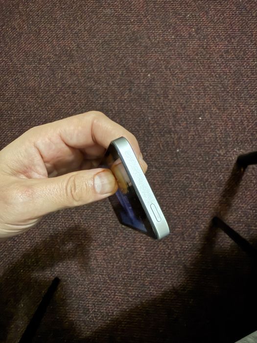 Iphone 5SE space grey impecabil in orice retea