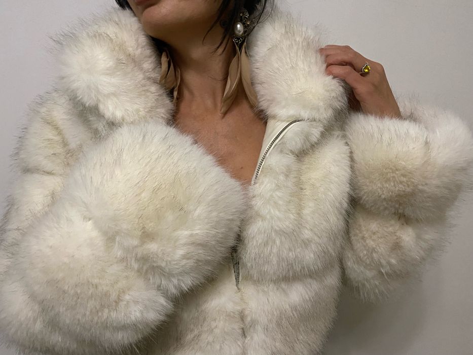 Палто еко косъм с етикет чисто ново