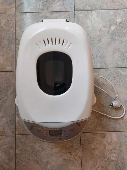 Хлебопекарна Midea - 12 програми