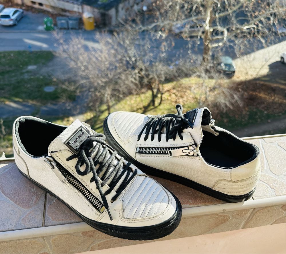 Replay,Gant,Musto,La Sportiva,Adidas,Kappa,ECCO,Antony Morato