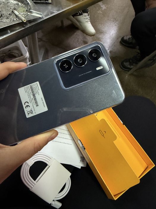 Realme чисто нов,  дори не е стартиран