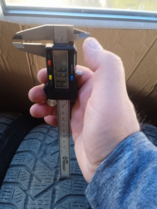 Джанти с Зимни Гуми  175/70/14/4бр. Hyundai