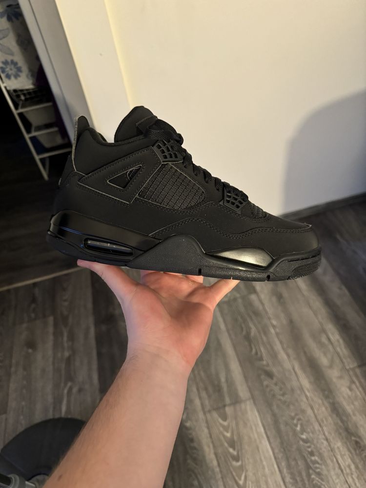 Jordan 4 Black Cat