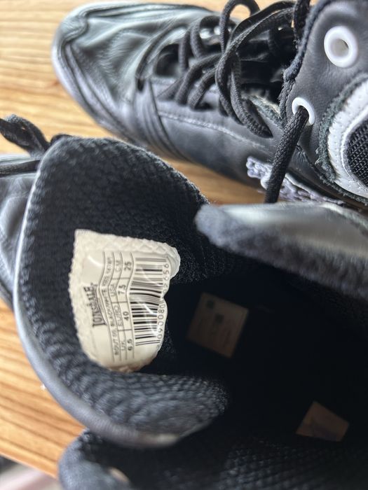 Adidasi originali Box Lonsdale