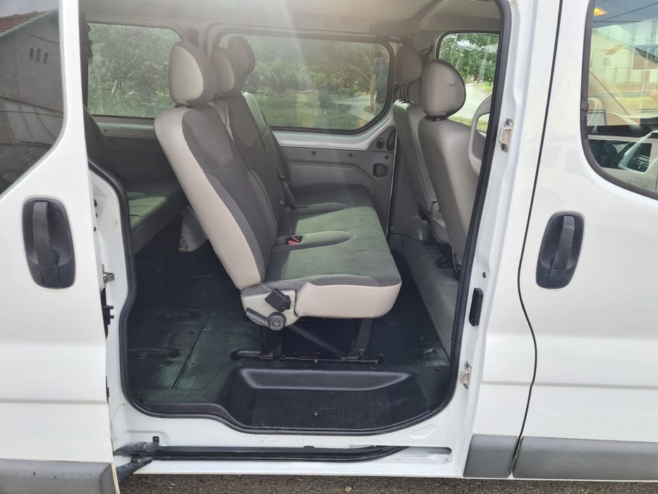 Opel Vivaro 2012 8 locuri 2.0 Diesel