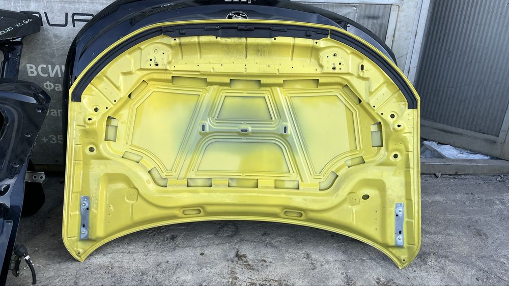 Преден капак Audi A1 82A 2018-