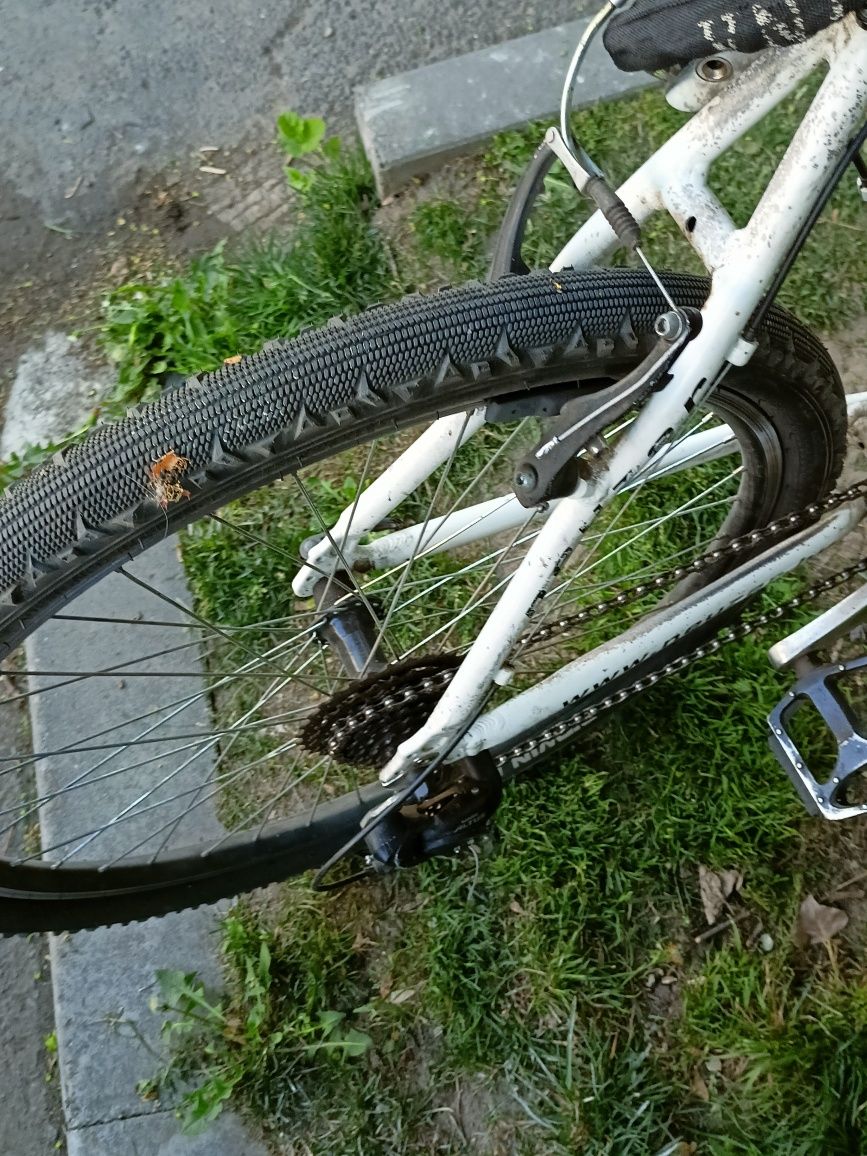 Vând bicicletă cadru aluminiu