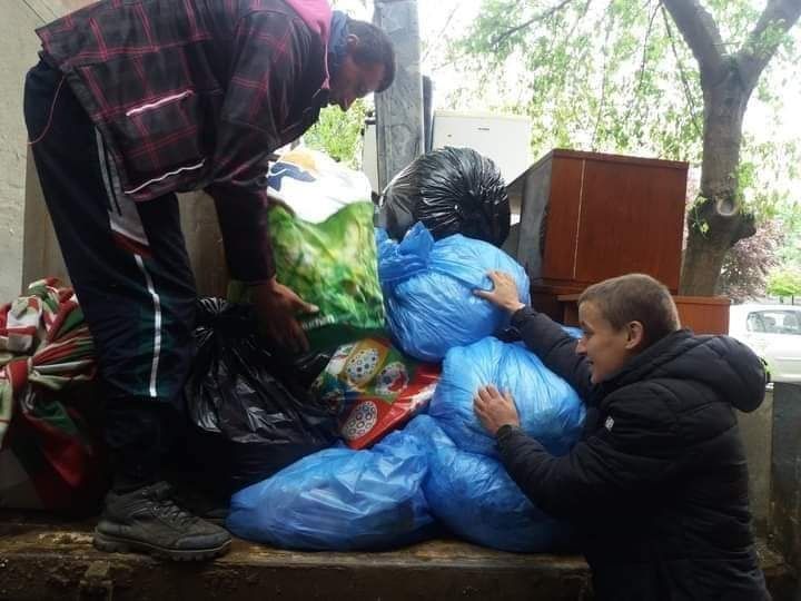 Transport Marfa Non-Stop, Debarasării,Mutare mobilă, Deșeuri,Moloz,etc