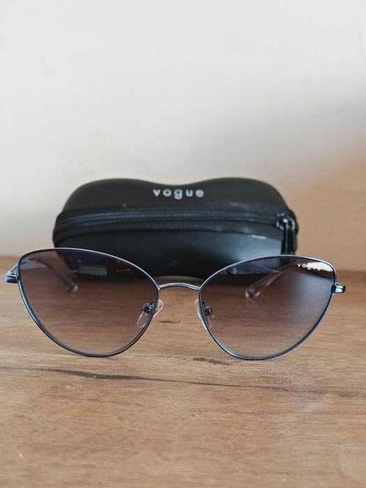 Слънчеви очила Vogue