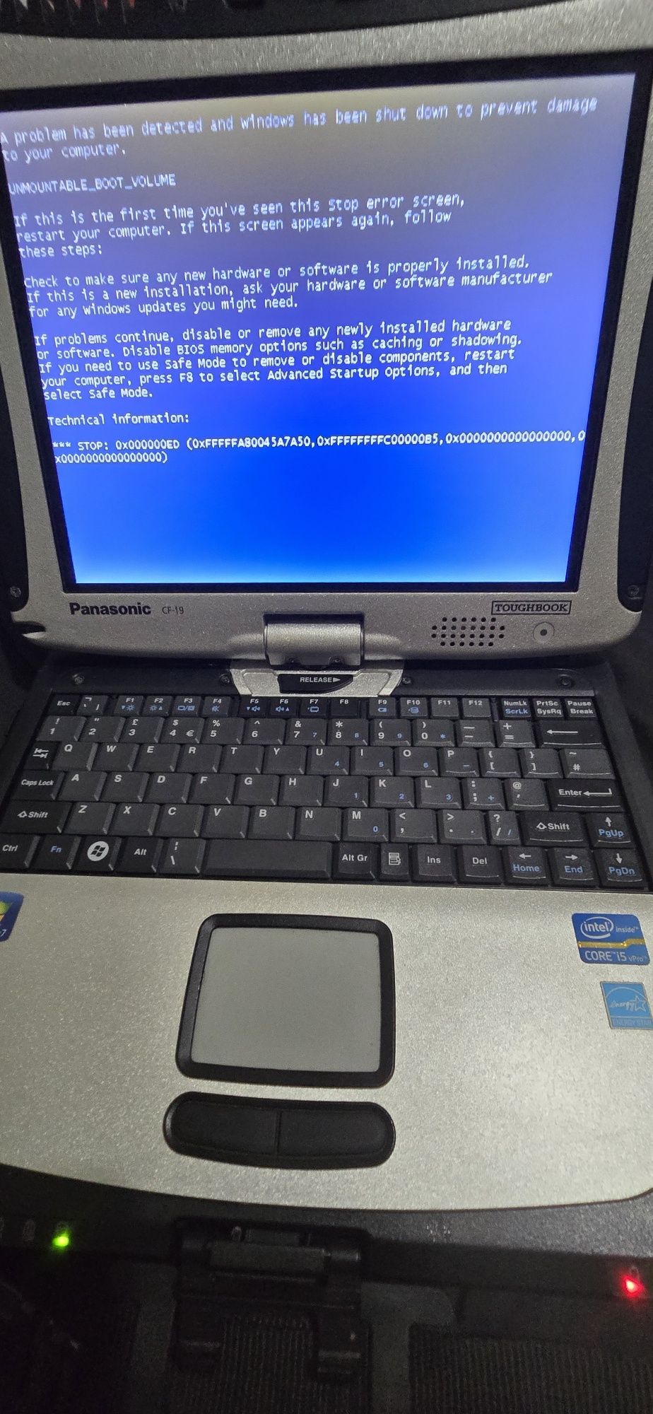 Laptop panasonic