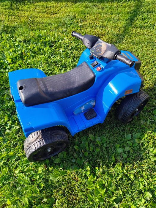 Mașinuță electrică