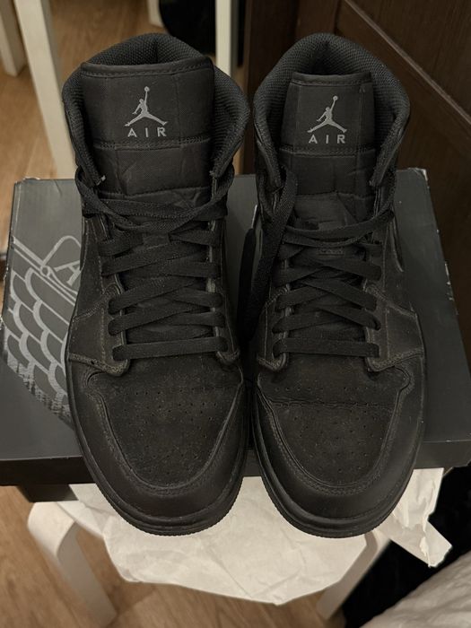 Nike Air Jordan Mid — оригинал, размер 42,5 (US 9 / 27 см)