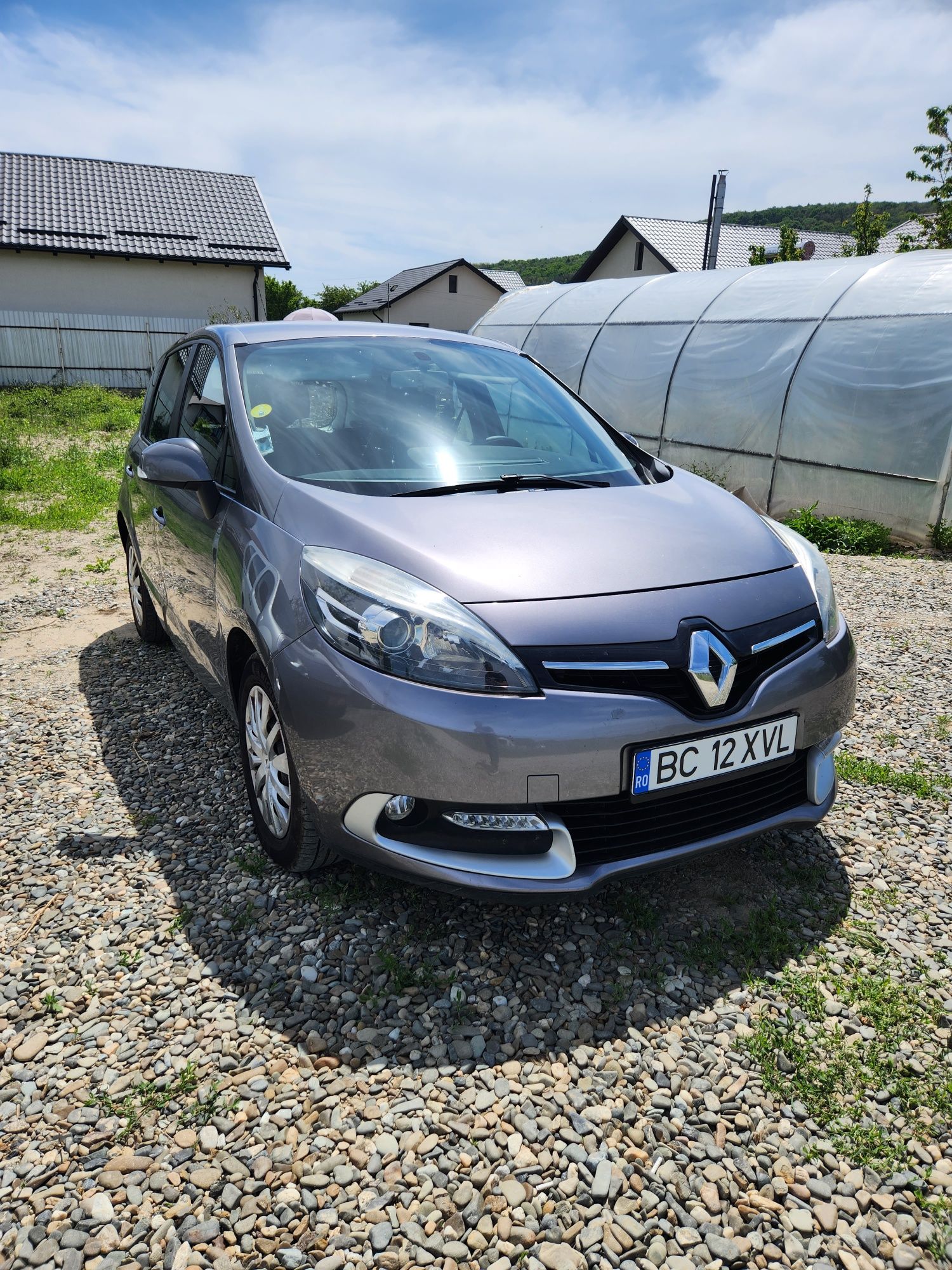 RENAULT SCENIC 2013 1.5 dCI 110 cp